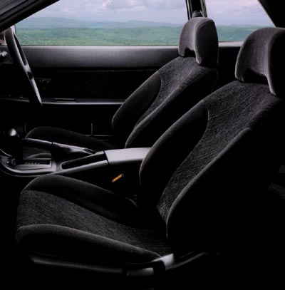 R32 Nissan Skyline Sedan Interior Picture